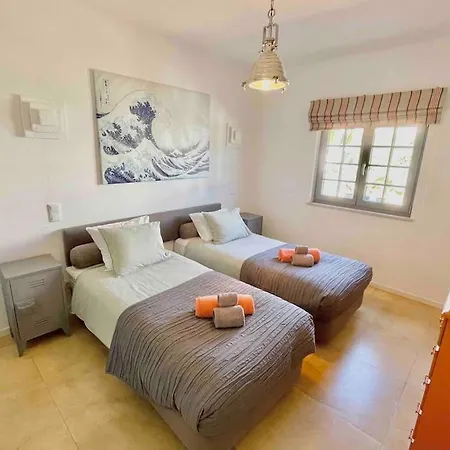 Villa House In Porches With Private Pool And Terrace