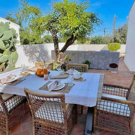 Βίλα House In Porches With Private Pool And Terrace *